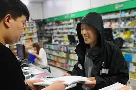 “快递新规”1日起施行！黑龙江省部分快递企业：如果要求送上门，一定会准时送达图片