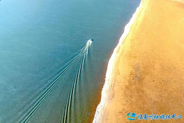 刘家峡库区炳灵峡口：黄河岸畔的千年秘境与山水奇观