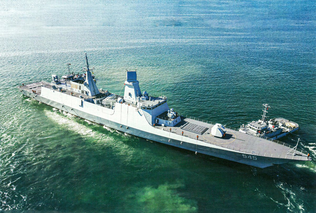 054B没堆料就不行？读懂它的核心优势	，才知能否重现054A辉煌