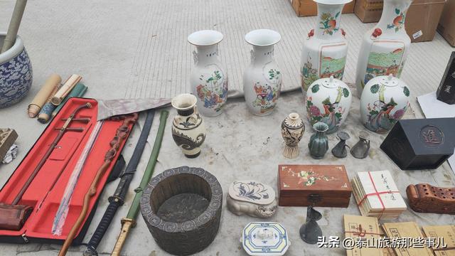 登泰山遇上文玩市集，不全是“捡漏”惊喜，还许“看走眼”的遗憾