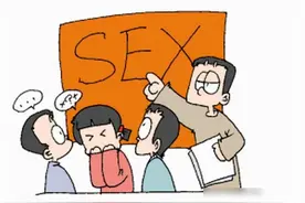日本的“裸体教育”走红，声称刺激发育，引网友热议：毁三观图片