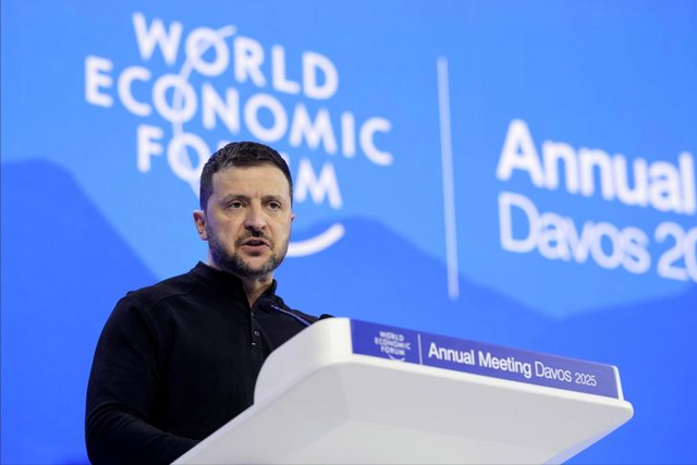 泽连斯基达沃斯怒批美国和欧洲，美乌俄三方会谈前夕气氛紧张