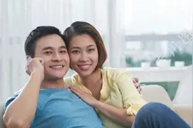 情感漂亮老板娘失恋后突然赖上我，与她发生一场炙热情缘图片