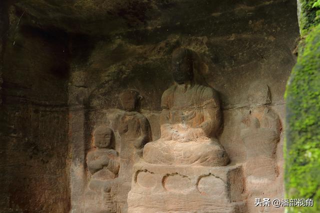 巴蜀石刻：寻访广安岳池坪滩东岩寺摩崖造像