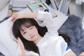 纯欲少女居家写真图片