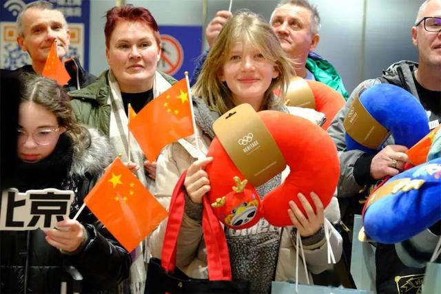 海外游客来华暴增,既挣到了钱,又推进了开放,更改善了中国形象