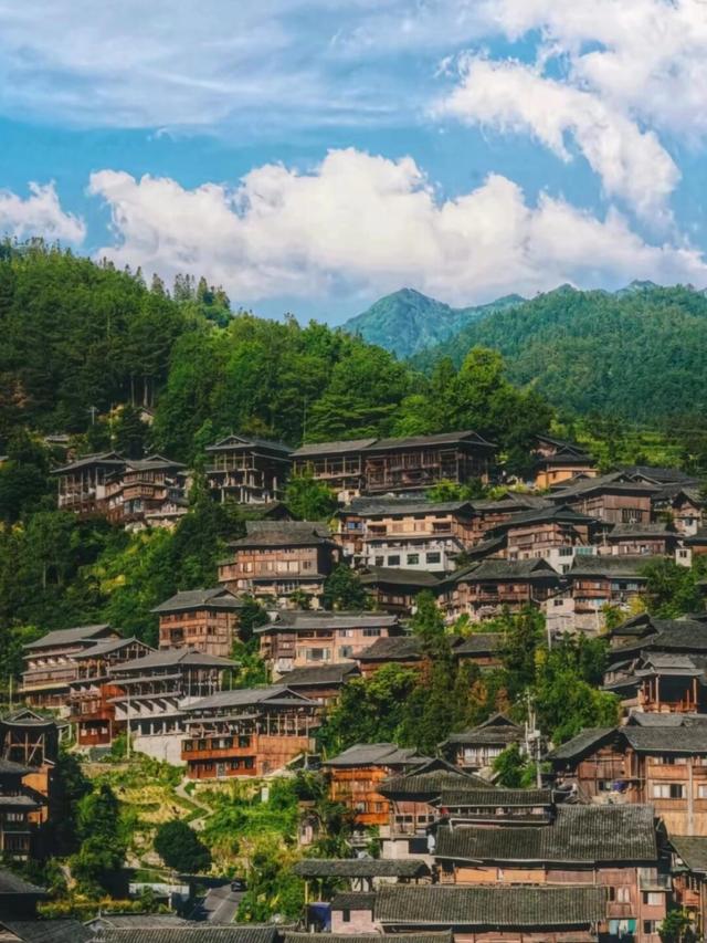 中国最美最赞的10条自驾游路线，你体验过几条？