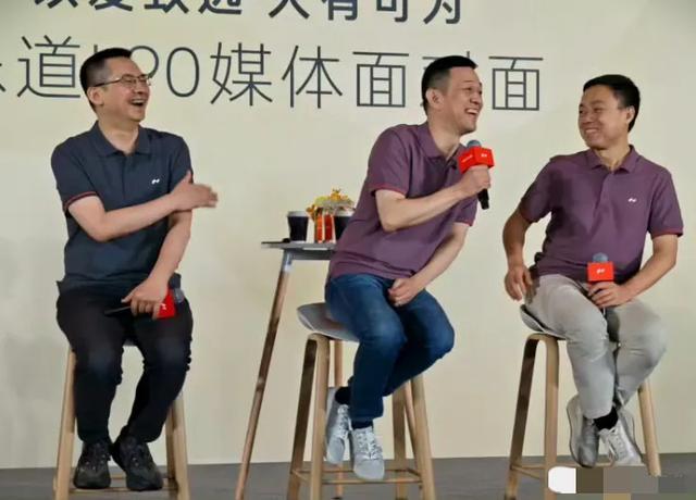 乐道L90“贴脸”理想i8，车主连夜改单：换电3分钟，钱包轻一半