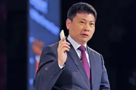 出身寒门靠着自己努力考上清华，三次豪赌拯救华为于水火之中。图片