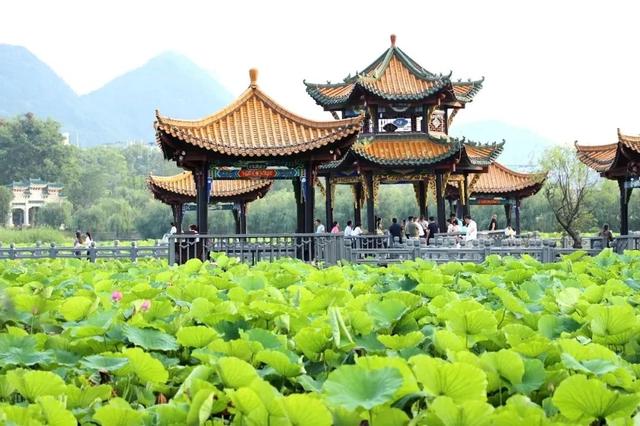 暑期旅游“热”力全开！黔西南州打造多元文旅体验吸引游客纷至沓来