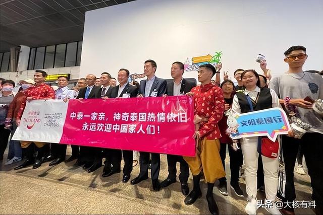 曾经水果摊都歧视中国人，餐厅宰客嘎腰子的国家，如今还能去吗？