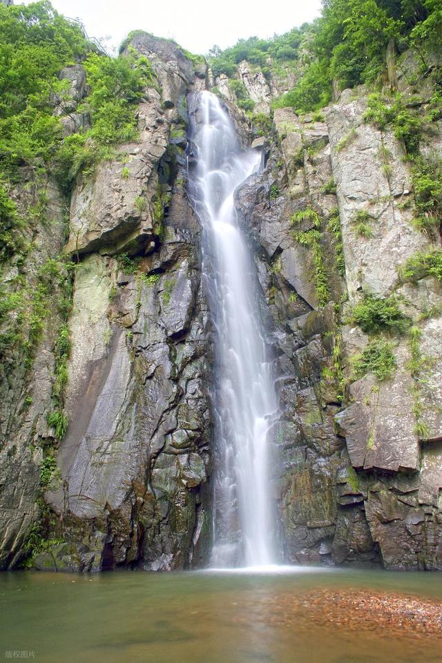 被严重低估的清净地！浙江还藏着一座冷门奇山，人少景仙，超好玩
