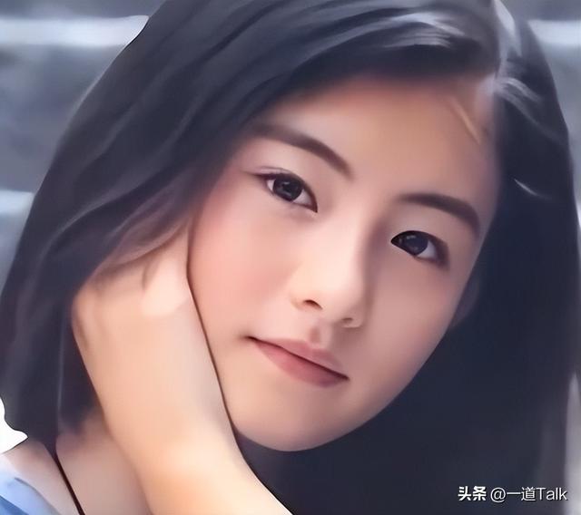 狐狸尾巴藏不住，谎话连篇、风流成性的张柏芝，终是被撕下体面