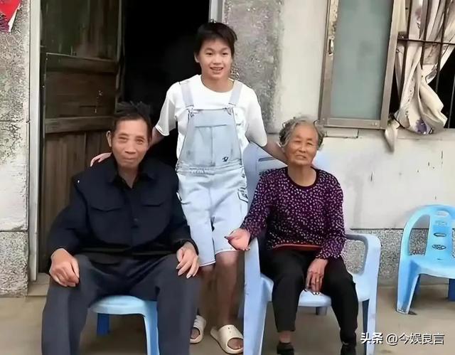 豪宅风波再次升级!全红婵夺冠仅10天,恶心的事发生了,全爸苦笑