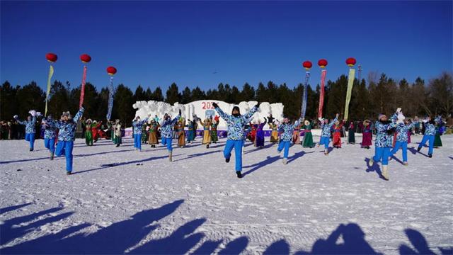 银色乌珠穆沁草原冰雪那达慕暨草原99号公路冰雪季隆重开幕