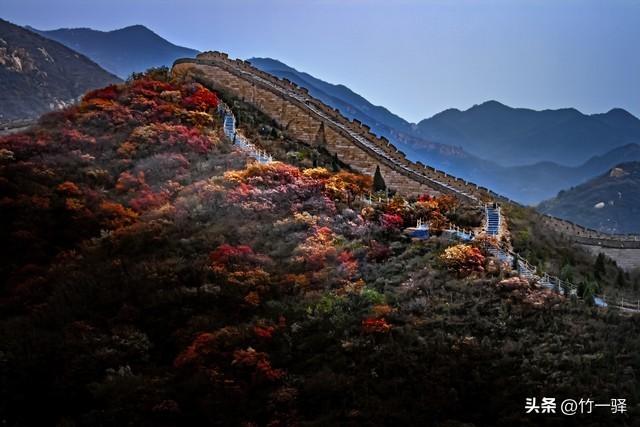 Deepseek和百度AI共同推荐北京红叶区：到北京旅游至少要去三个。
