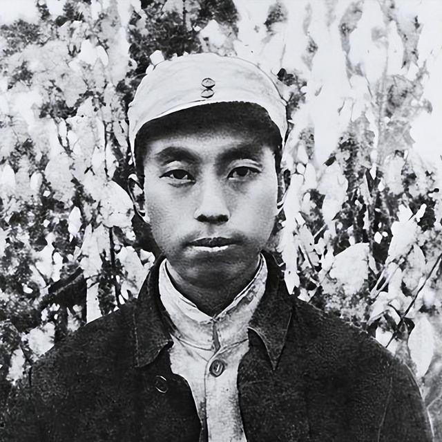 华国锋的后代成就如何？4个子女一个比一个拔尖，但都不姓“华	”