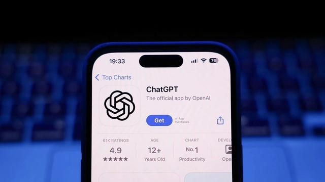 山姆·奥特曼宣布：ChatGPT将开放情色内容，年底上线