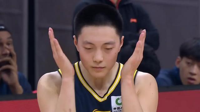 随着北京1分险胜山西	，北控逆转吉林，广东四连胜，CBA积分榜出炉