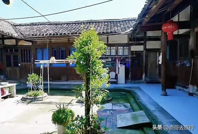 成都新津最容易错过的古场，被严重低估，美味诱人，公共交通直达