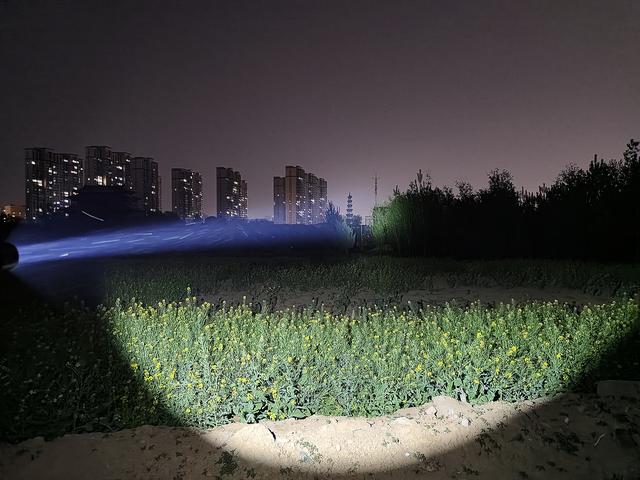 好用更强悍！索菲恩Sofirn TD07迷你战术勤务手电体验