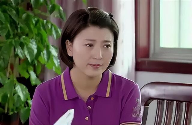 闫学晶事件最新进展！一人已被行拘，令大家意想不到的问题出现了