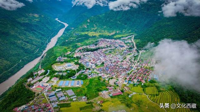 霸榜！西藏边城连续5年美出圈！