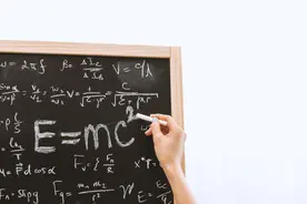 韦神与姜萍：金奖背后的数学学习法则揭秘图片