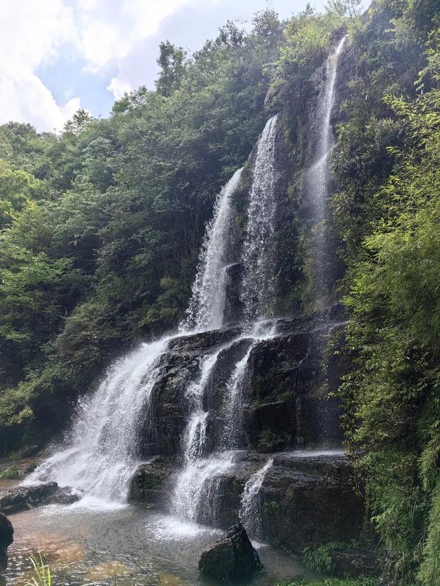 成都出发，8月最值得去的6座避暑小城，盲选都好玩！
