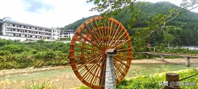 在必背镇的烟火与诗意里，遇见振兴新章——瑶乡秋行记
