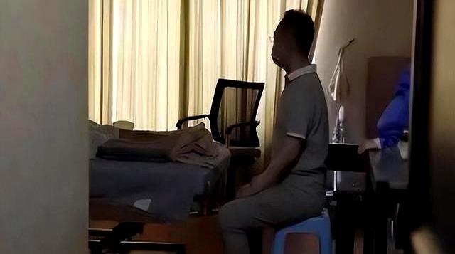 蔡磊：已在准备后事、遗嘱也已写好，活不了几天，不想穿睡衣走