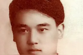 六十年代四位银幕英俊小生，一片爆红，如今2人已去世图片