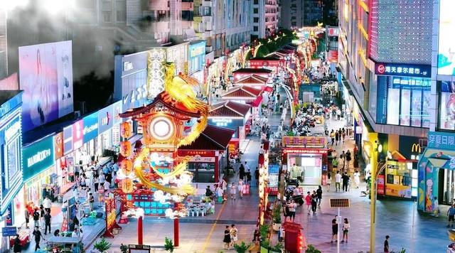 广元不远 周末优选 | 白天热到不想出门？玩法上新，来给利州比个“Yè”！