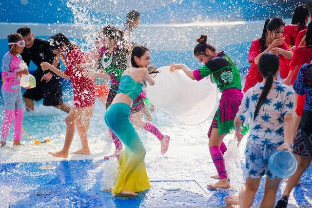 自贸港的三亚回响：三亚红色娘子军演艺公园的文化新叙事