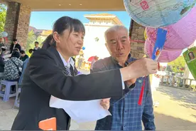 猜灯谜、做月饼、绘灯笼 哈尔滨市这些物业小区中秋节日“嗨翻天”图片