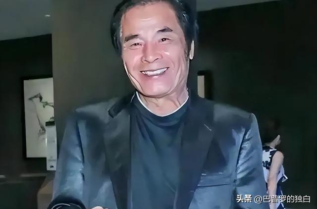 他和6个老婆共处一室，每人每月7万零花钱，71岁又娶小20岁妻子