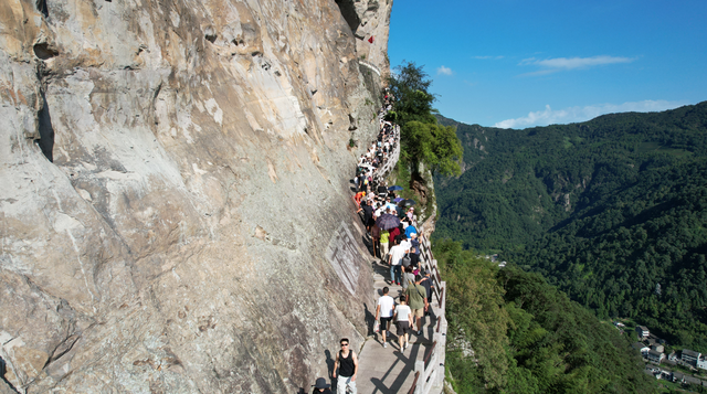 持续升温！假期前三天，雁荡山累计接待游客37.37万人次