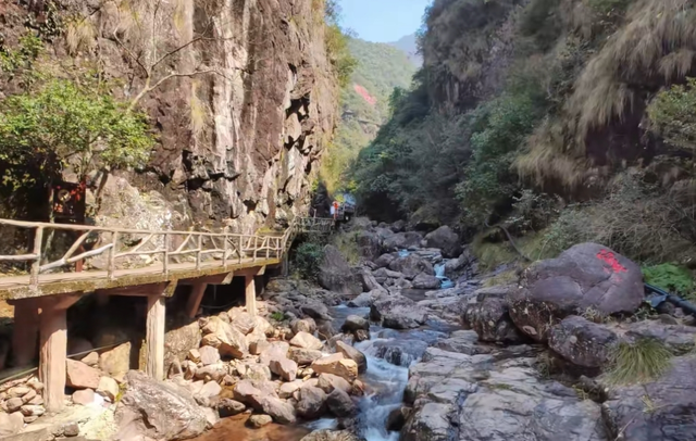 门票免费151天！衢州这座4A景区，自然风光与龙文化完美结合