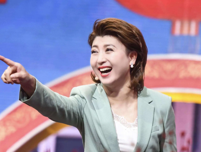 重罚！偷税、背人命债，被官方彻查后首露面的闫学晶 迎来最终结局