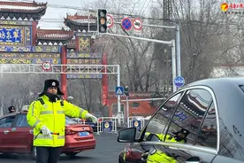 乌鲁木齐将迎来春节祭扫高峰 出行和停车提示请看这里图片