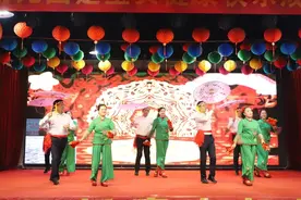 太原市小店区新康宁歌唱团：载歌载舞齐欢聚 文艺汇演庆元旦图片