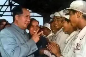 大年初五，毛主席到东湖疗养院探视，进门就问：郑位三住在哪？图片