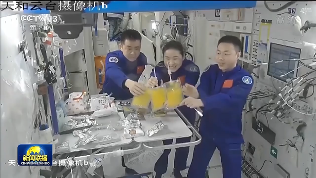 神州二十一直播“太空烧烤”！190种美食管够，宇宙级餐厅太硬核