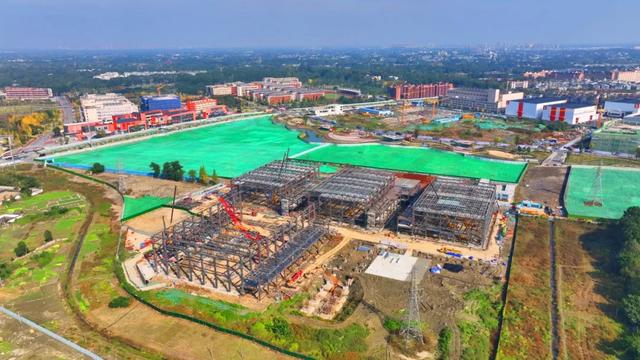 成都影视城从“建起来”到“强起来”的产业跃迁