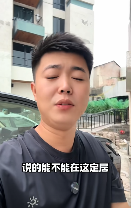 东北小伙被印度高种姓女友看上，老丈人赠千万别墅，他不满要回国