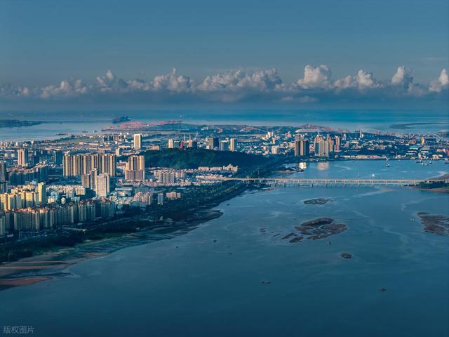 去广西过冬避寒，选北海还是防城港？实话实说两座城市的差距不小