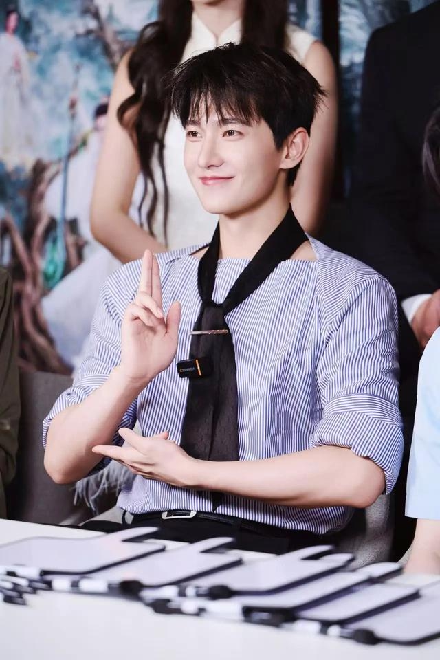 李少红的直觉是对的，33岁变了面相的杨洋，给娱乐圈明星提了个醒
