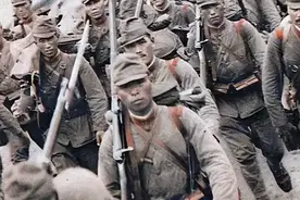 8个团迟迟拿不下日军500人，陈赓苦无对策，刘伯承：日军怕打屁股图片