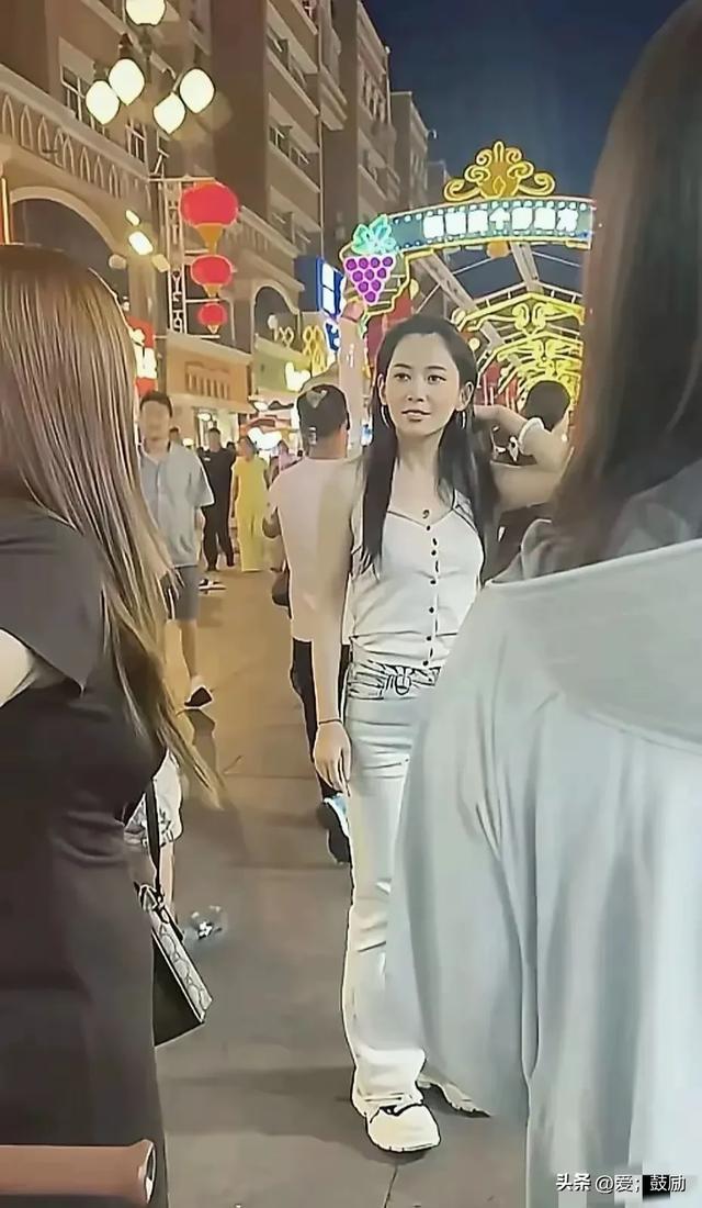 森林北没了滤镜和美颜后，感觉和我们普通人一样，大街一抓一大把