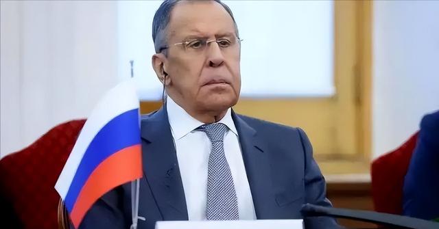 俄方没想到：冻结俄几千亿的西方，连中方船只都不敢上，乖乖放行